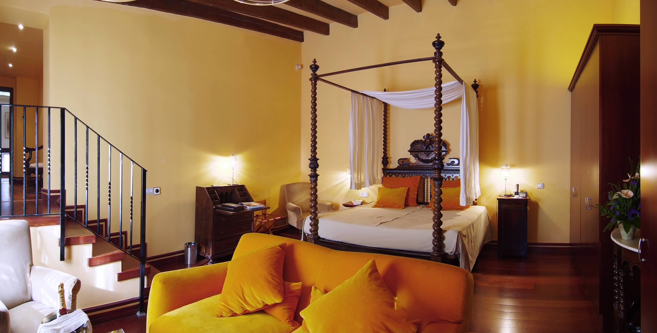 Standard Suite Wide.jpg